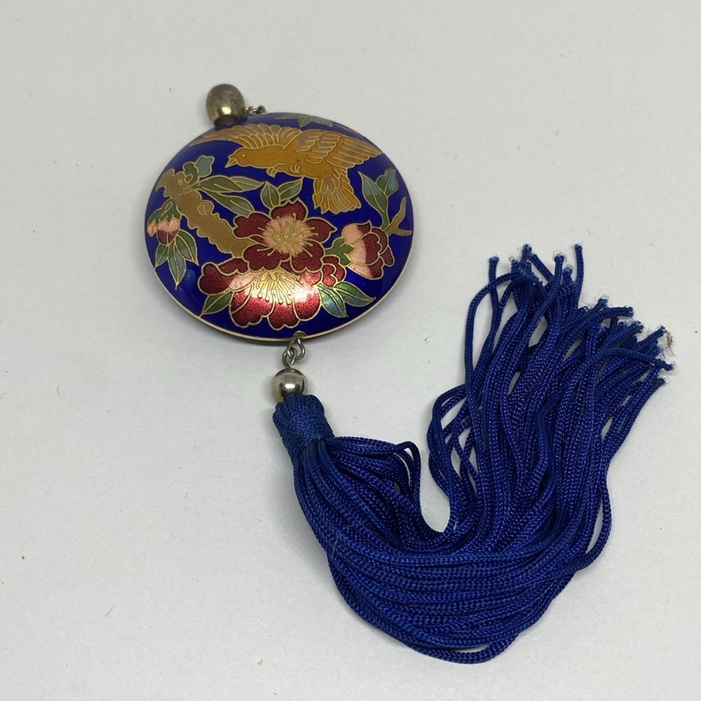 Vintage Round Medallion with Tassel​ - Picture 5 of 12